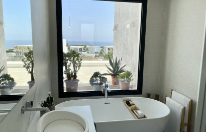 Resale - House - Semi-Detached House - Marbella - Cabopino