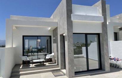 Resale - House - Semi-Detached House - Marbella - Cabopino