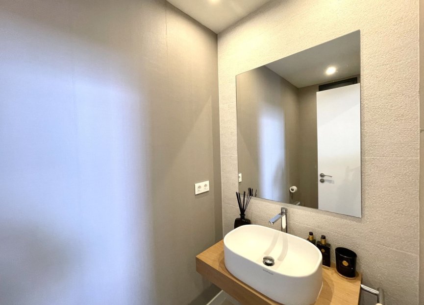 Resale - House - Semi-Detached House - Marbella - Cabopino