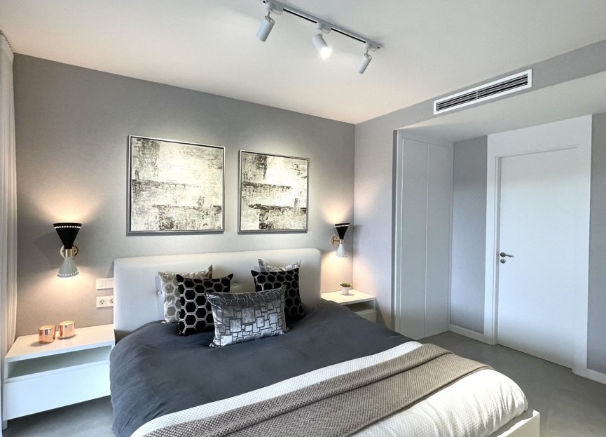 Resale - House - Semi-Detached House - Marbella - Cabopino