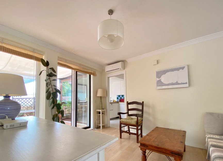 Resale - Apartment - Top Floor Apartment - Marbella - Marbella Centro