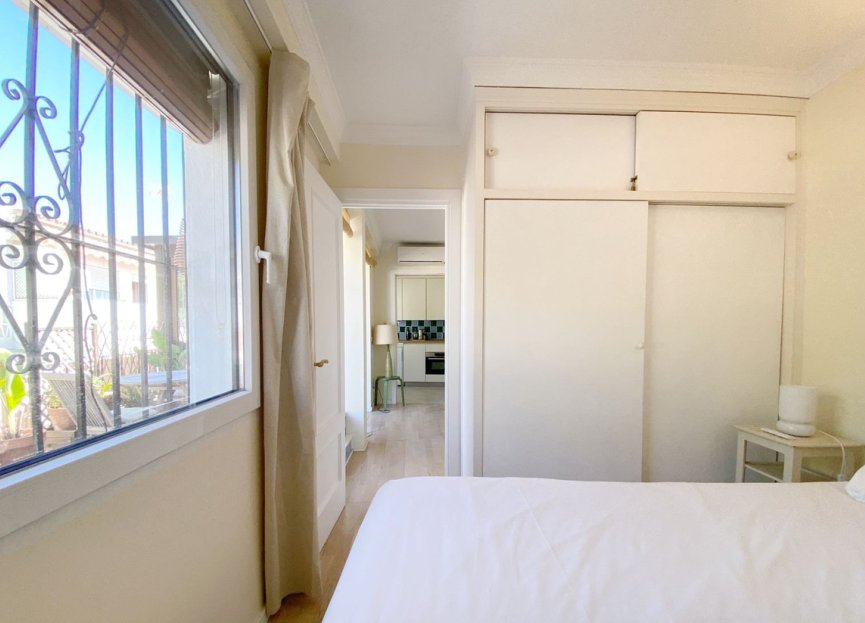 Resale - Apartment - Top Floor Apartment - Marbella - Marbella Centro