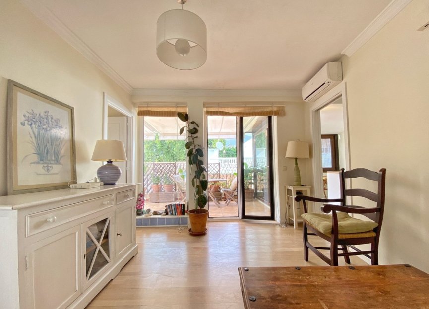 Resale - Apartment - Top Floor Apartment - Marbella - Marbella Centro