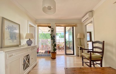 Resale - Apartment - Top Floor Apartment - Marbella - Marbella Centro