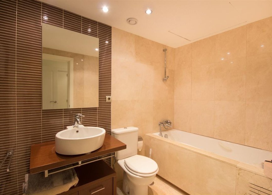 Resale - Ground floor apartment - Casares - Casares Playa