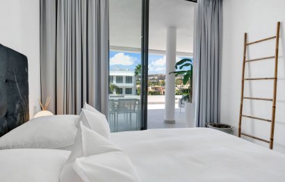 Resale - Apartment - Middle Floor Apartment - Estepona - Estepona Centro