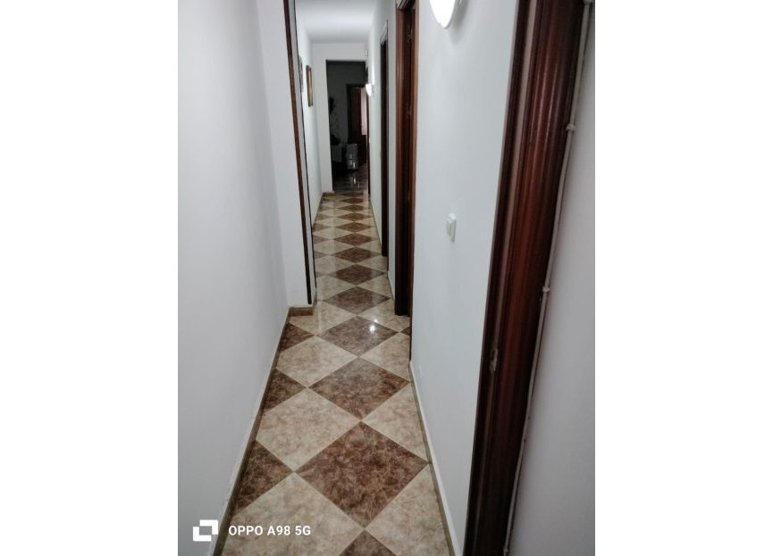 Resale - Apartment - Middle Floor Apartment - Fuengirola - Fuengirola Centro