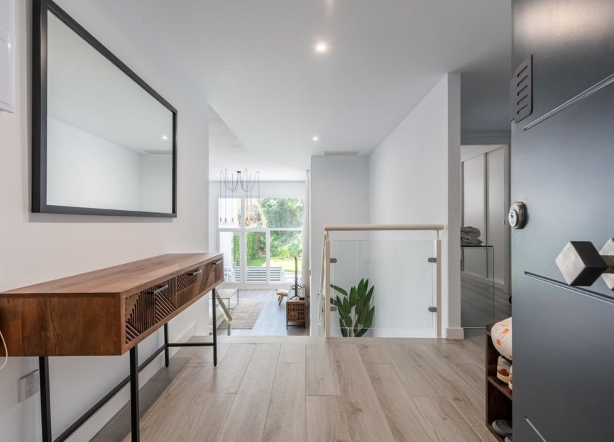 Reventa - Ground floor apartment - Benahavís - Benahavís Centro