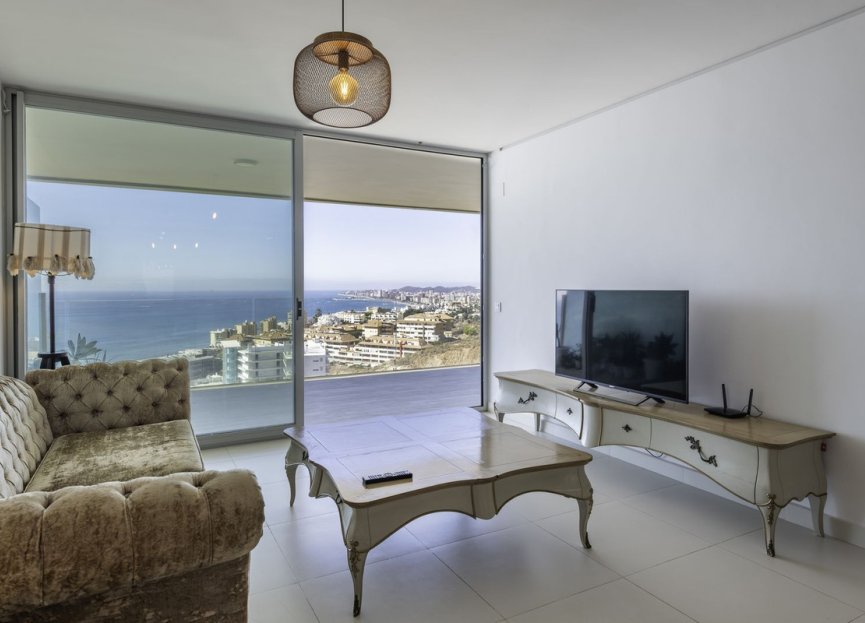 Resale - Apartment - Middle Floor Apartment - Fuengirola - Higueron