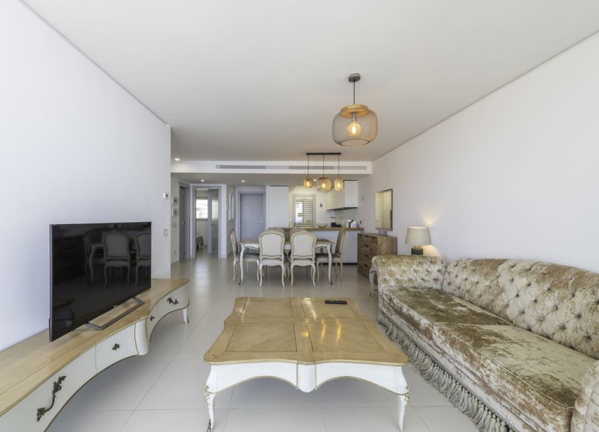 Resale - Apartment - Middle Floor Apartment - Fuengirola - Higueron
