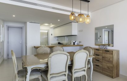 Resale - Apartment - Middle Floor Apartment - Fuengirola - Higueron