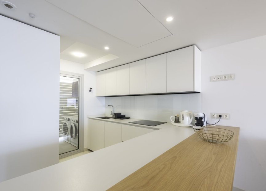 Resale - Apartment - Middle Floor Apartment - Fuengirola - Higueron