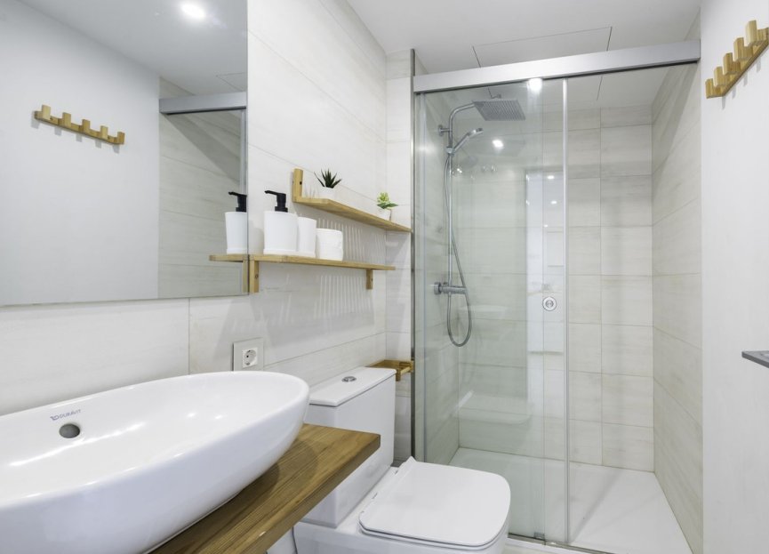 Resale - Apartment - Middle Floor Apartment - Fuengirola - Higueron