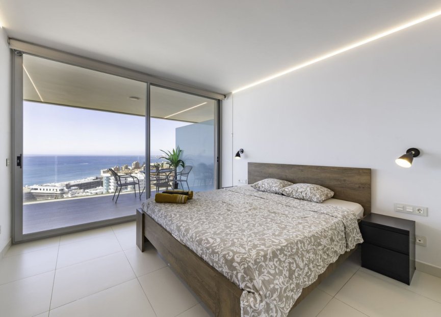 Resale - Apartment - Middle Floor Apartment - Fuengirola - Higueron