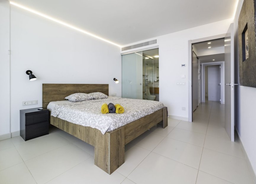 Resale - Apartment - Middle Floor Apartment - Fuengirola - Higueron