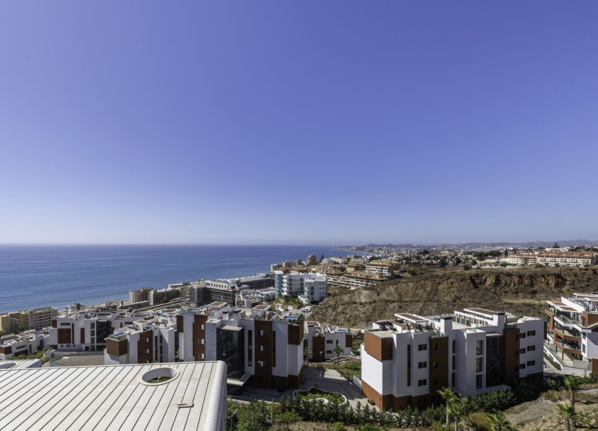 Resale - Apartment - Middle Floor Apartment - Fuengirola - Higueron