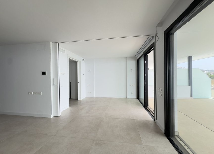 Resale - Apartment - Middle Floor Apartment - Fuengirola - Higueron