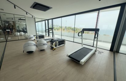 Resale - Apartment - Middle Floor Apartment - Fuengirola - Higueron