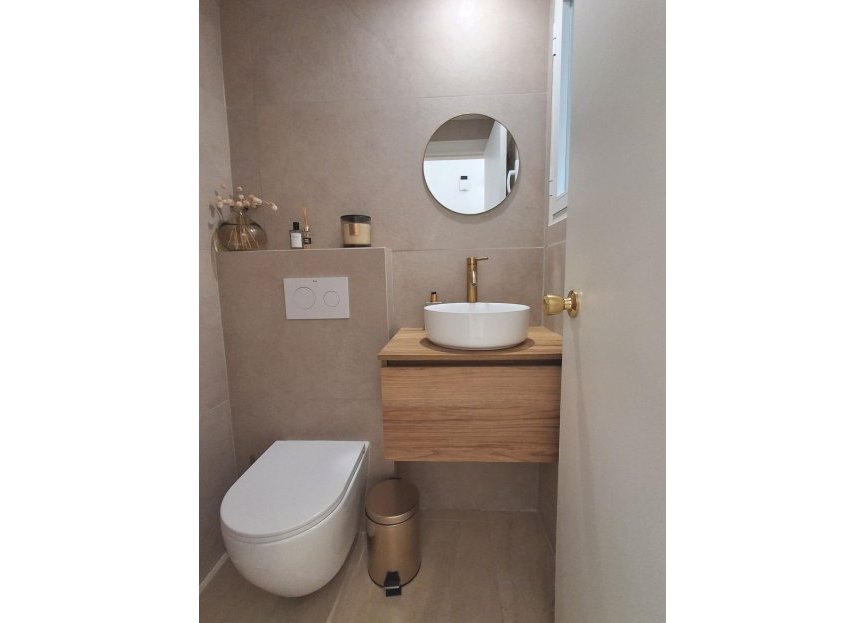 Resale - House - Semi-Detached House - Marbella - Nueva Andalucia