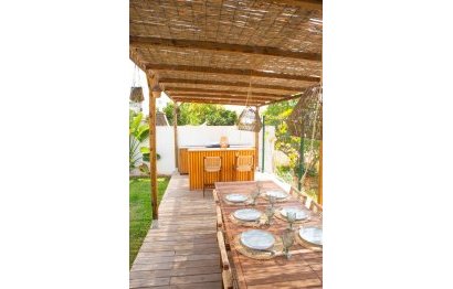 Resale - House - Semi-Detached House - Marbella - Nueva Andalucia