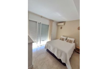 Resale - House - Semi-Detached House - Marbella - Nueva Andalucia