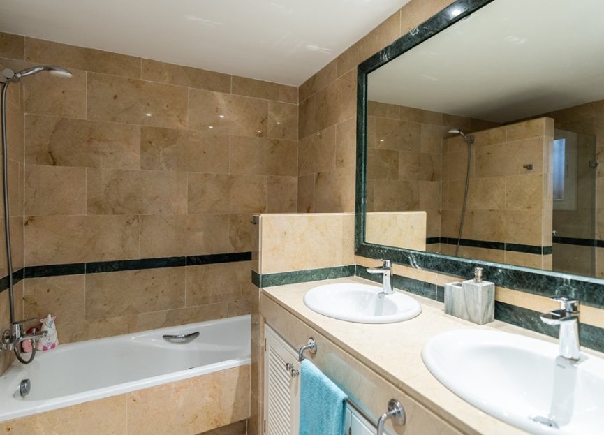 Resale - Ground floor apartment - Marbella - Marbella Centro