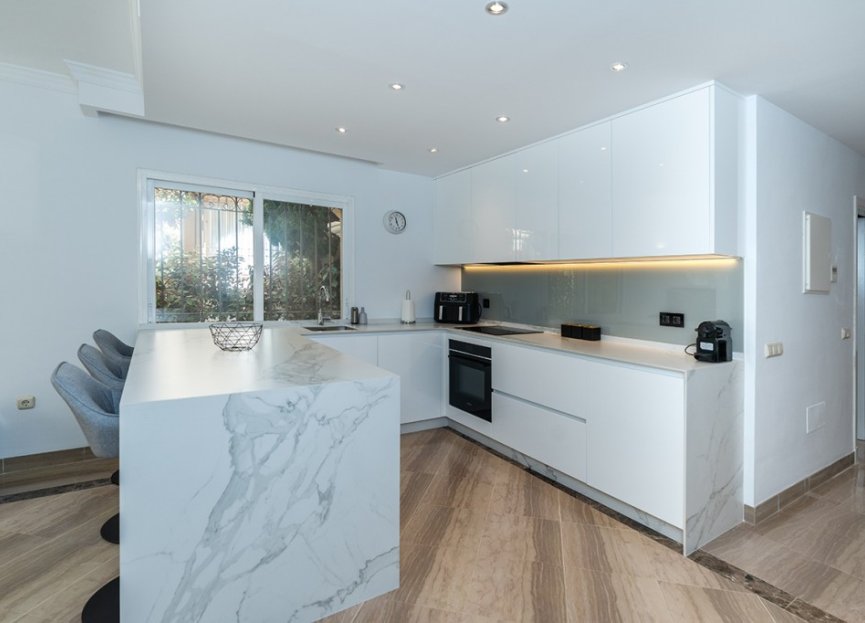 Resale - Ground floor apartment - Marbella - Marbella Centro