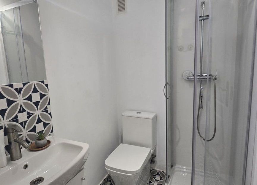 Resale - Apartment - Middle Floor Apartment - Fuengirola - Fuengirola Centro