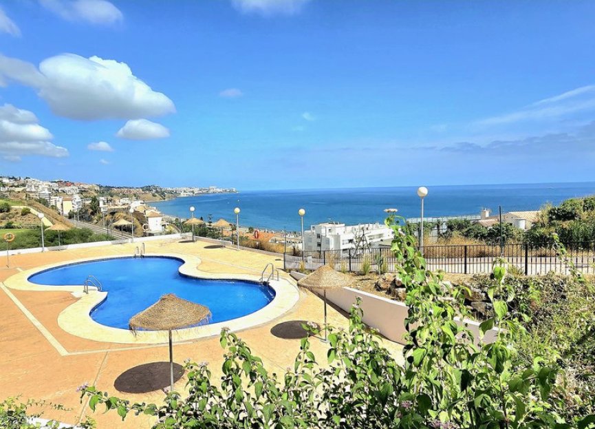 Resale - Apartment - Middle Floor Apartment - Fuengirola - Fuengirola Centro