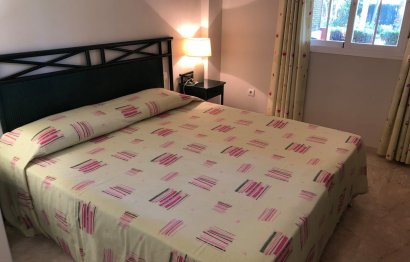 Resale - Ground floor apartment - Marbella - Elviria