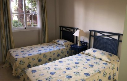 Resale - Ground floor apartment - Marbella - Elviria