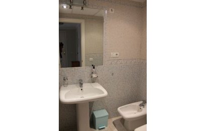 Resale - Ground floor apartment - Marbella - Elviria