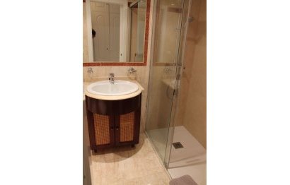 Resale - Ground floor apartment - Marbella - Elviria