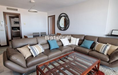 Resale - Apartment - Middle Floor Apartment - Marbella - Puerto Banús