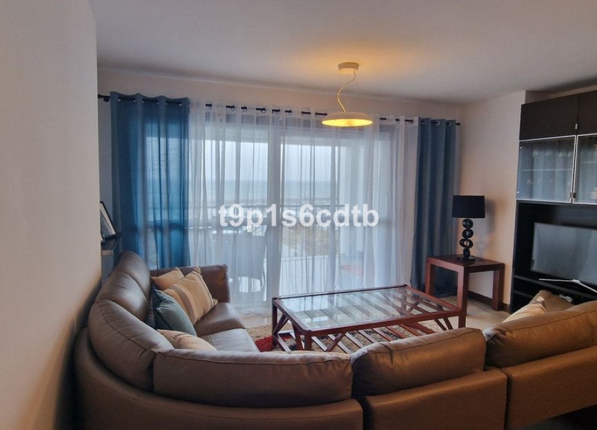 Resale - Apartment - Middle Floor Apartment - Marbella - Puerto Banús