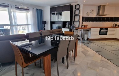 Resale - Apartment - Middle Floor Apartment - Marbella - Puerto Banús