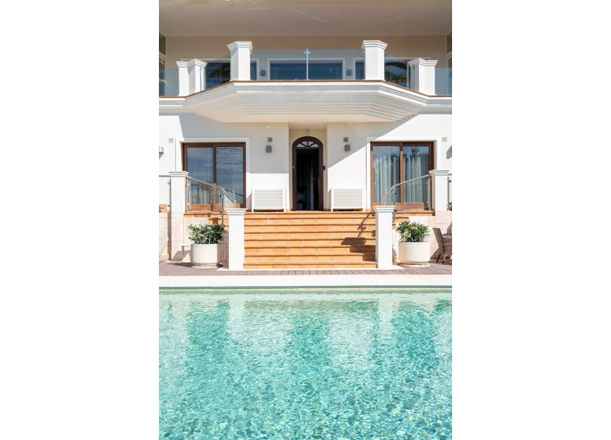 Resale - House - Detached Villa - Marbella - Hacienda Las Chapas