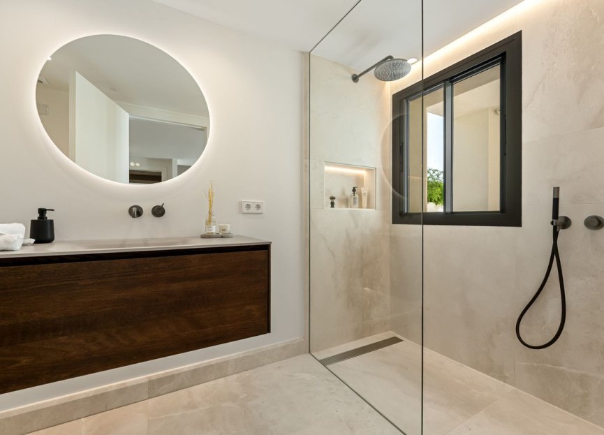 Resale - House - Detached Villa - Marbella - The Golden Mile