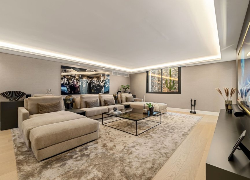 Resale - House - Detached Villa - Marbella - The Golden Mile