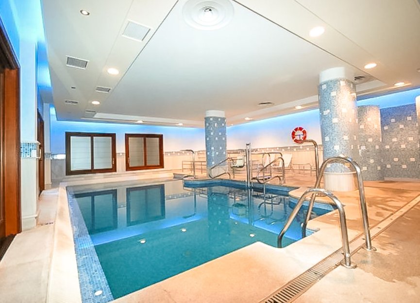 Resale - Apartment - Middle Floor Apartment - Estepona - Estepona Centro