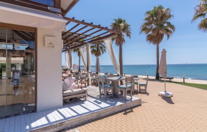 Resale - Apartment - Middle Floor Apartment - Estepona - Estepona Centro