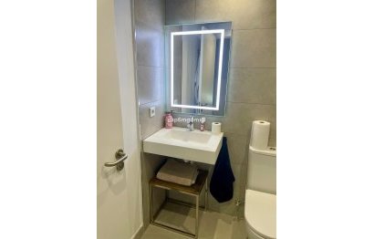 Resale - Apartment - Middle Floor Apartment - Benahavís - Benahavís Centro