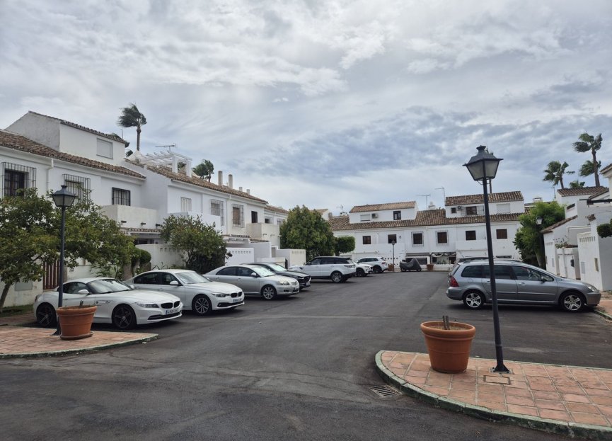 Reventa - House - Townhouse - Estepona - Atalaya