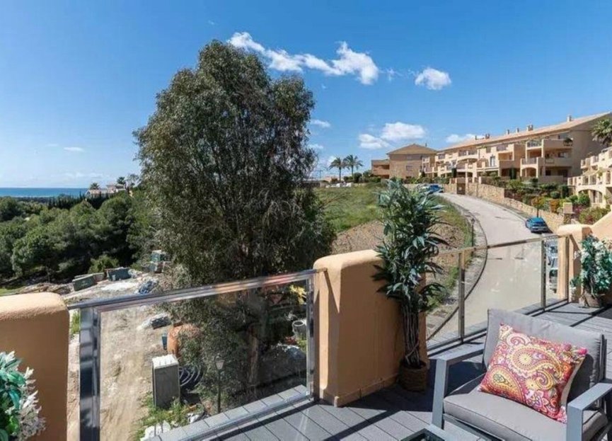 Resale - Apartment - Middle Floor Apartment - Estepona - Selwo