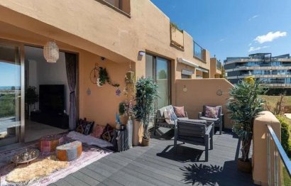 Resale - Apartment - Middle Floor Apartment - Estepona - Selwo