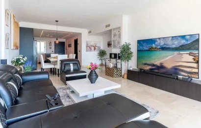 Resale - Apartment - Middle Floor Apartment - Estepona - Selwo