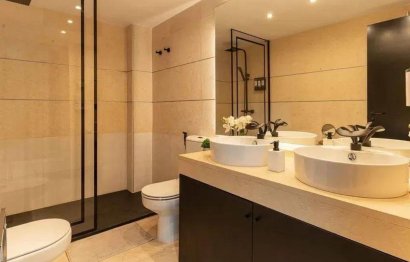 Resale - Apartment - Middle Floor Apartment - Estepona - Selwo