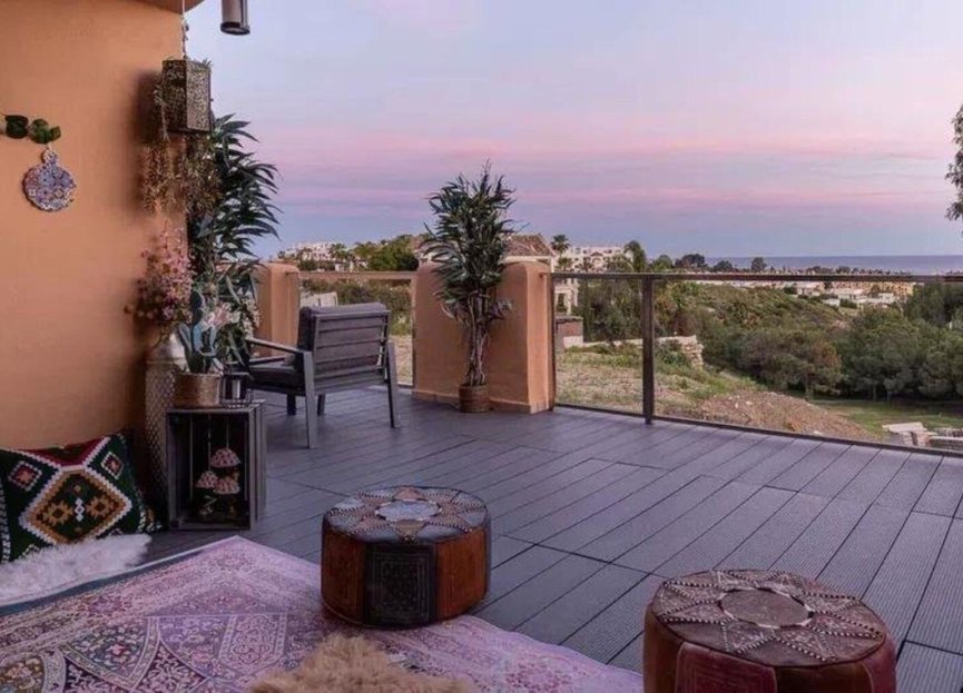 Resale - Apartment - Middle Floor Apartment - Estepona - Selwo