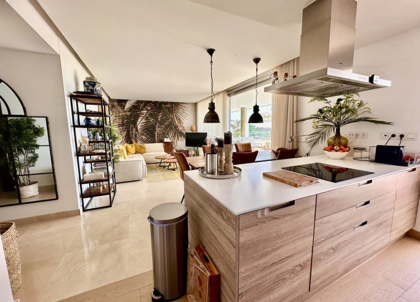 Resale - Ground floor apartment - Benahavís - Benahavís Centro