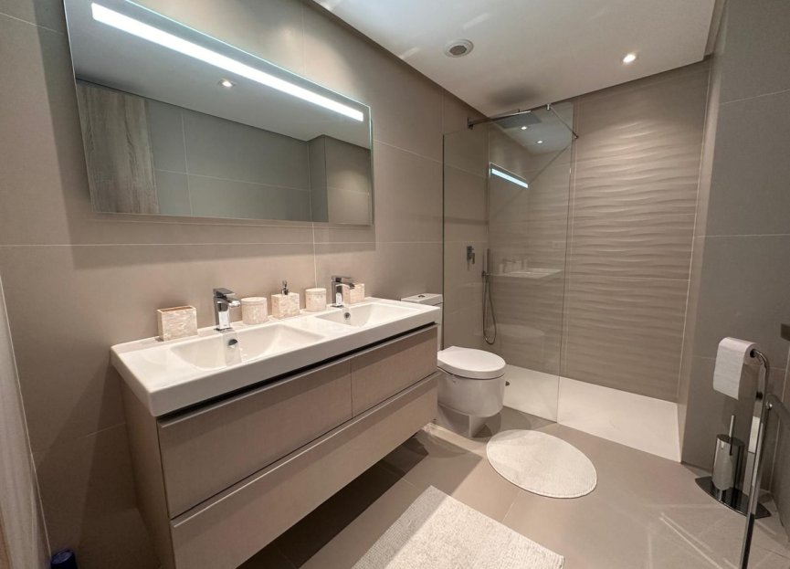 Resale - Ground floor apartment - Benahavís - Benahavís Centro